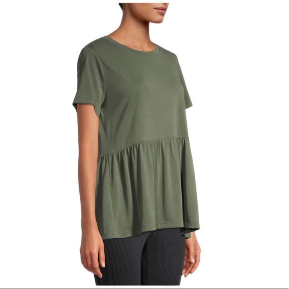 NWT Pretty Peplum Top - Picture 4 of 4